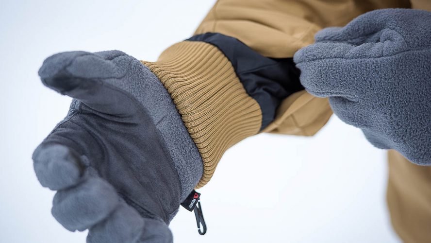 Gloves designed for winter provide the maximum level of comfort