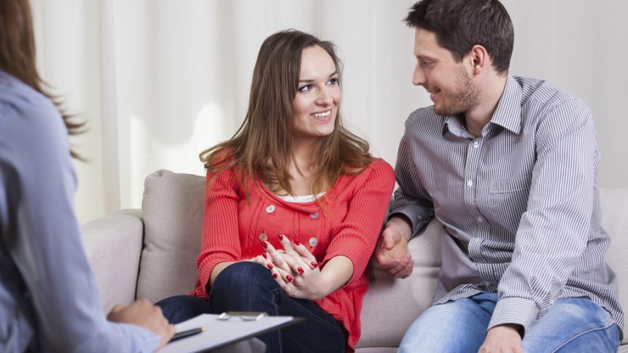 Marriage Psychologist: How Does Marital Counseling Take Place?